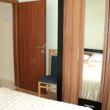 Apartment Mandrac Novigrad  ห้อง รูปภาพ